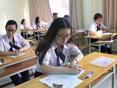 Học sinh lúng túng đăng ký thi THPT quốc gia