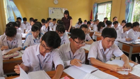 Chính cấp sở làm hỏng chương trình của Bộ Giáo dục bằng kiểm tra học kỳ sớm