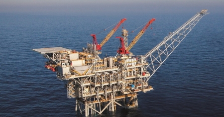 Căng thẳng Trung Đông đẩy giá dầu tăng vọt trong tuần