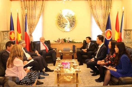 Việt Nam và Cộng hòa Séc thúc đẩy mở rộng hợp tác kinh tế