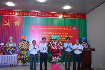 Thép Việt Đức bàn giao Nhà Văn hóa cho Nhân dân TDP Nhân Vực, TT Đạo Đức