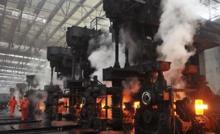 Thép Trung Quốc, quặng sắt sụt giảm trong bối cảnh lo lắng về thương mại Mỹ-Trung