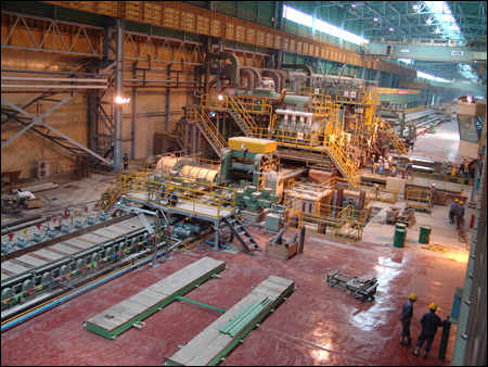 Các nhà máy thép của Hàn Quốc phải đối mặt với áp lực từ tình trạng dư cung và thuế quan cao