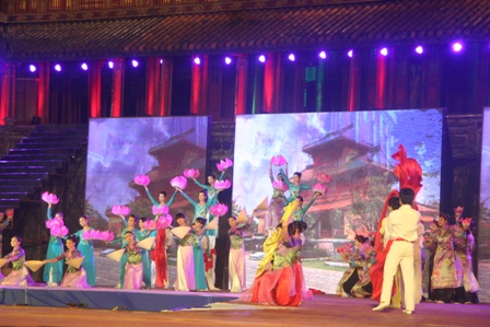 28 quốc gia cùng tụ hội tại lễ khai mạc Festival Huế 2012