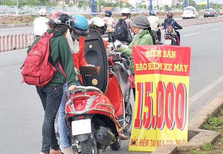 Bảo hiểm xe máy giá rẻ tái xuất tại Hà Nội