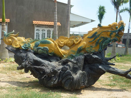 Chiêm ngưỡng kiệt tác rồng bạc tỷ của đại gia Việt