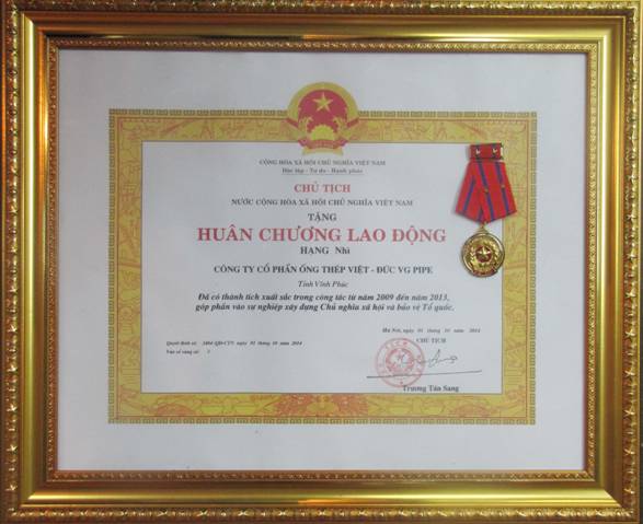 Chủ tịch Nước tặng thưởng huân chương lao động hạng Nhì cho Công ty CP Ống Thép Việt Đức VG PIPE