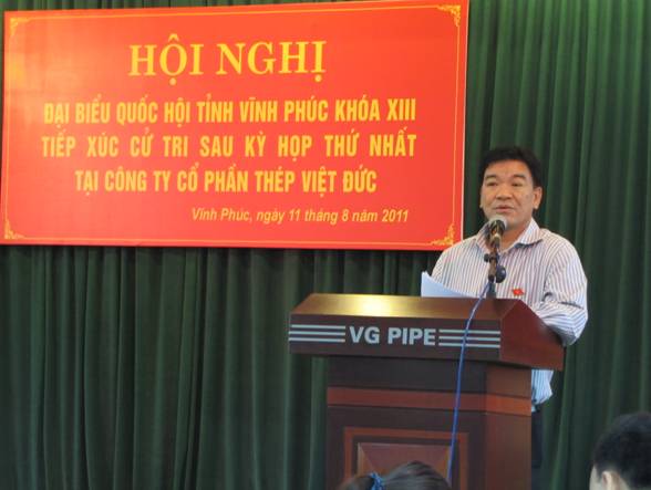 Đoàn đại biểu Quốc hội tỉnh Vĩnh Phúc khóa XIII tiếp xúc cử tri sau kỳ họp thứ nhất tại Tập đoàn Thép Việt Đức
