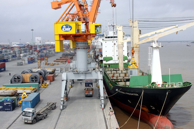 Hải Phòng giao quận cưỡng chế doanh nghiệp không nộp phí hạ tầng cảng biển