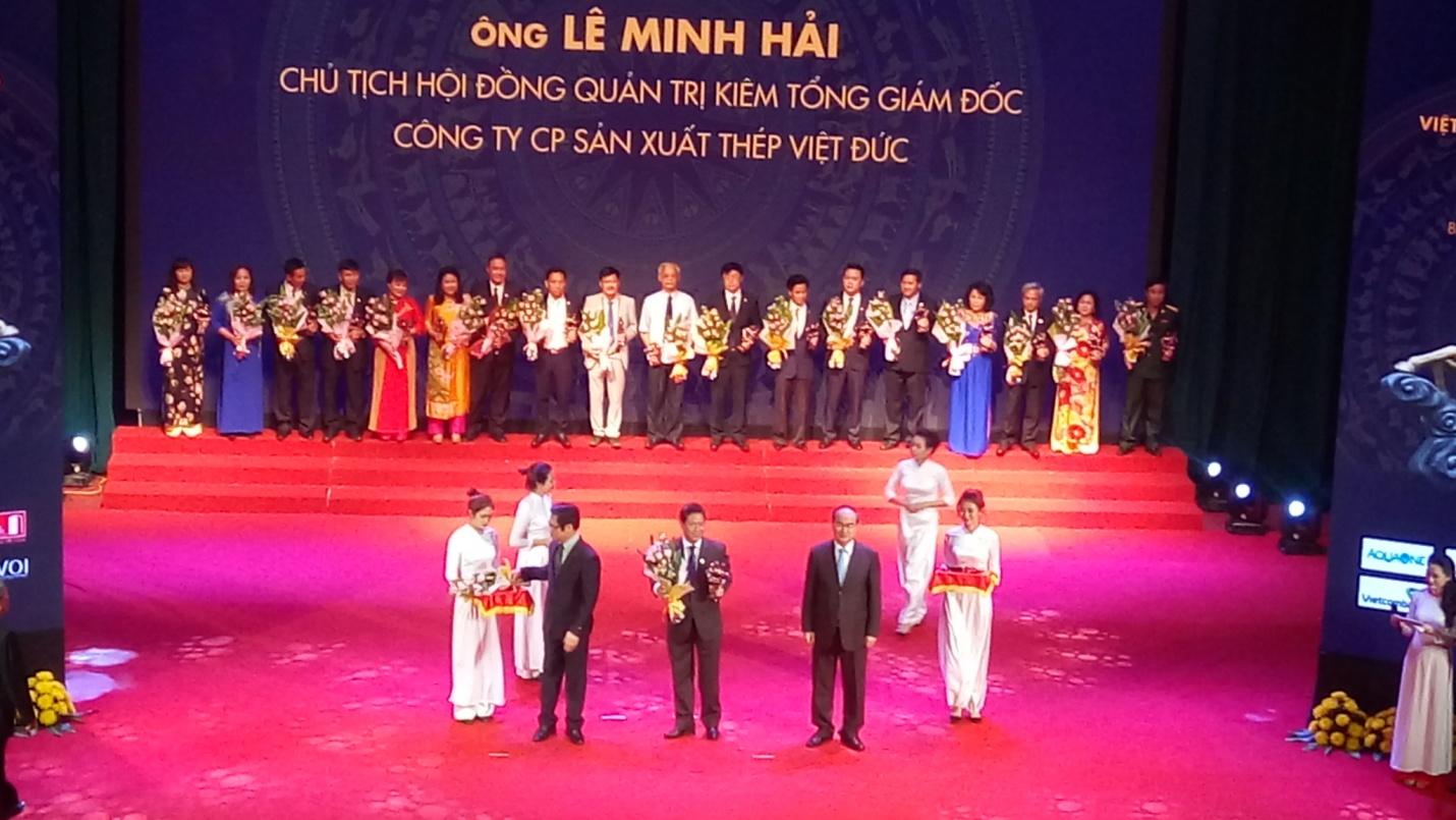Ông Lê Minh Hải - Chủ tịch HĐQT Thép Việt Đức được tôn vinh doanh nhân Việt Nam tiêu biểu năm 2016