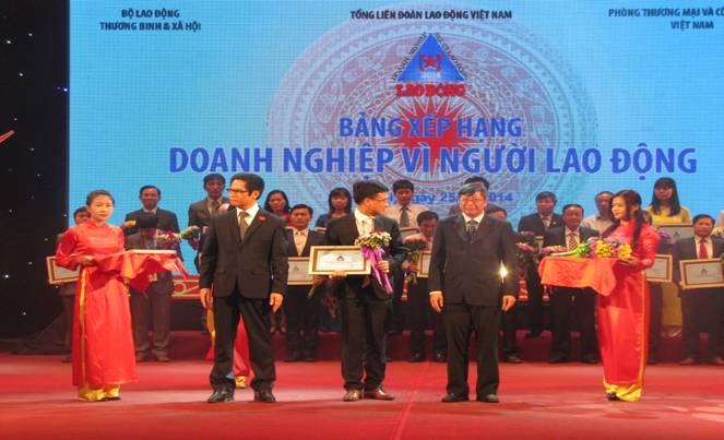 Thép Việt Đức được tôn vinh “Doanh nghiệp vì người lao động năm 2014”