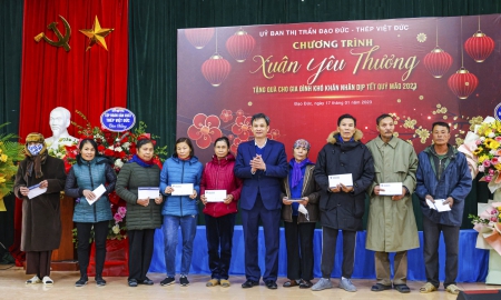Thép Việt Đức phối hợp với UBND thị trấn Đạo Đức tổ chức chương trình Xuân Yêu Thương